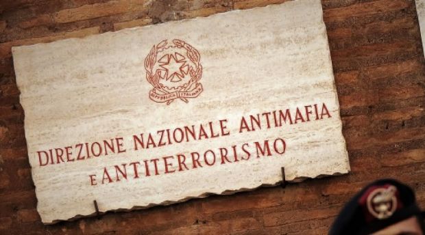 La procura Antimafia umilia le professioni