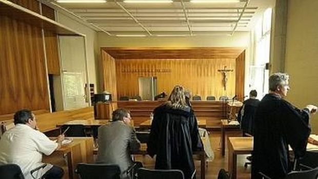 L'appello degli avvocati ai loro colleghi: