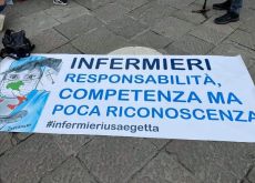 Firenze. Flash mob degli infermieri: “Non siamo eroi ma professionisti”