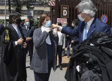 Tribunali paralizzati, il video sui social di un gruppo di avvocati: “Non ti posso difendere”