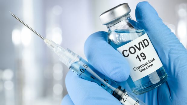 Vaccino anti Covid-19, un italiano su dieci vaccinato entro marzo