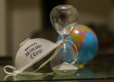 VACCINO SUBITO O RALLENTIAMO LE UDIENZE