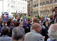 GIORNALISTI IN PIAZZA PER UNA NUOVA LEGGE SULL’EDITORIA