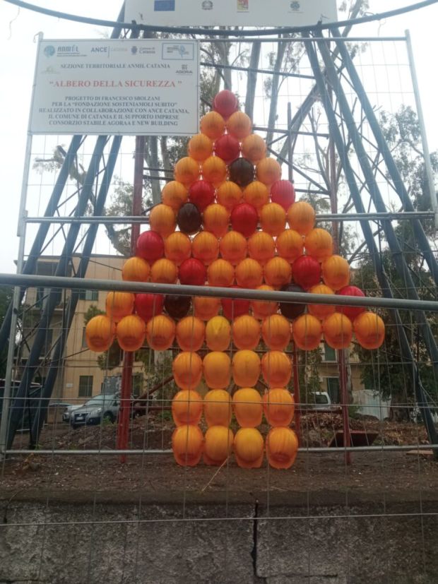 Catania. L’albero per la sicurezza per sensibilizzare comunità e istituzioni