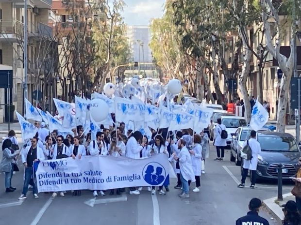 GENNAIO CALDO PER MEDICI E INFERMIERI