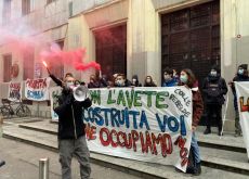 Tensioni e aggressioni nelle scuole di uno Stato che non c’è
