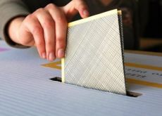 Meno sei al voto. Breve rassegna degli incubi della politica italiana.