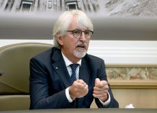 Spezzare la solitudine dei numeri primi