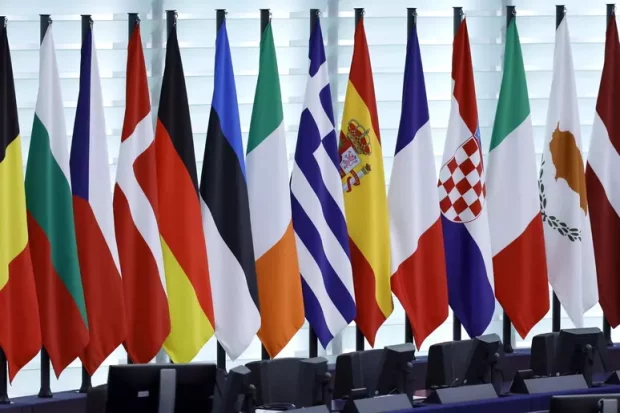 Bruxelles pronta a reagire all’embargo minacciato da Donald Trump