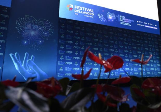 Festival del Lavoro; +150.000 italiani all'estero, ma 1/3 torna