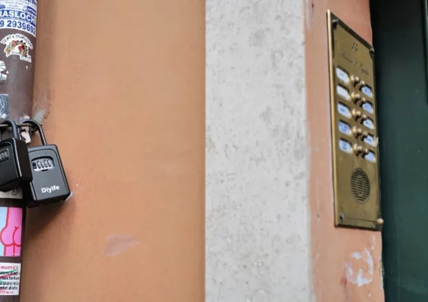 Il Tar del Lazio annulla la circolare del Viminale: torna il self check-in nei B&B