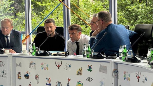 I grandi d'Europa con Zelensky (e Trump). Ancora una volta Meloni non c'è