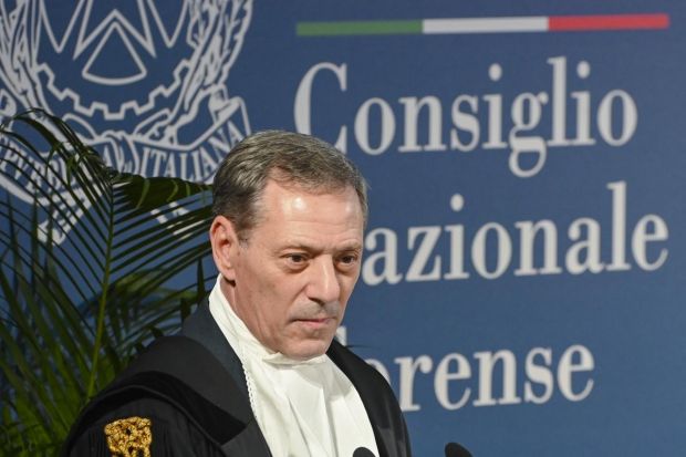 IL CNF RESPINGE AL MITTENTE LA PROPOSTA DELLA CASSAZIONE