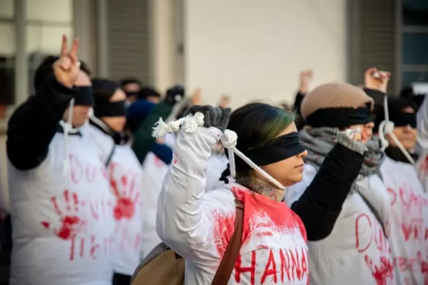 Torture, esecuzioni, sparizioni forzate: Teheran processa le “spie israeliane”