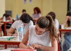 Ecco le tracce della prima prova di Maturità 2025: tutti i testi ufficiali del Ministero.