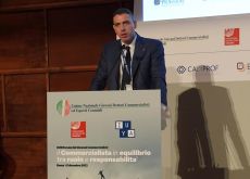 Professioni: più giovani nei meccanismi pubblici