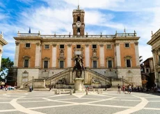 Il governo vuole dare poteri legislativi a Roma Capitale