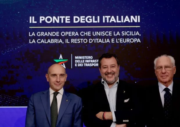 Via libera al Ponte sullo Stretto. Primo attraversamento nel 2032-2033.