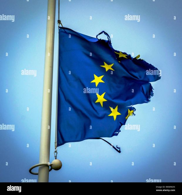 Europa, basta inginocchiarsi