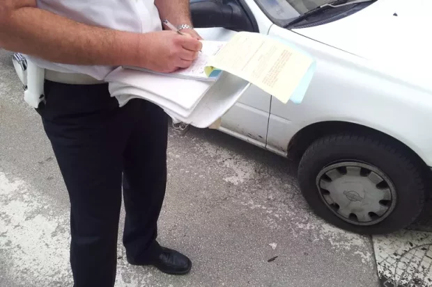Multe record, stangata sulle famiglie