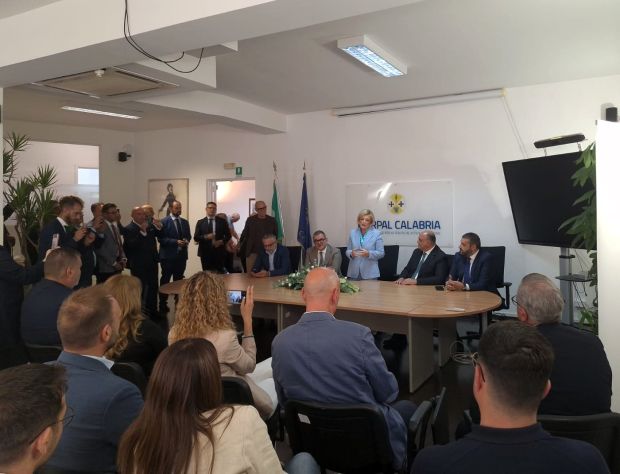 Il Ministro Calderone visita l’Arpal di Reggio Calabria