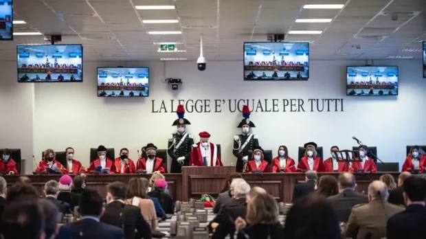 “Vostro onore, viva la Palestina libera”