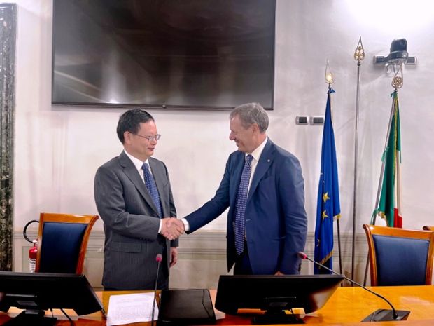 La Corte Suprema cinese in visita al Cnf