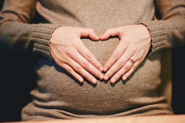 Ritorno al lavoro dopo la maternità: i consigli da mettere in pratica per trovare il giusto equilibrio tra famiglia e carriera