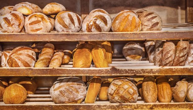 Caso scontrino a Milano: sovrapprezzo per il taglio del pane