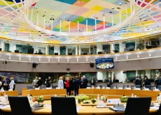 Il Consiglio europeo. Ventisette tacchini che si spartiscono angoli dell’aia