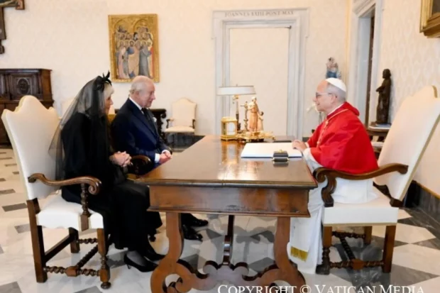 Il Papa prega con i reali di Inghilterra non accadeva da cinque secoli