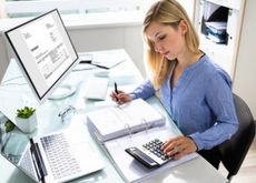 Il 34% dei 121.000 commercialisti è donna, cala ‘gap’ reddituale