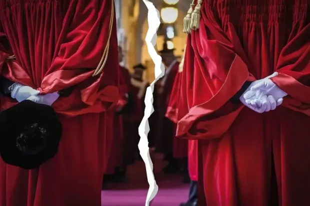 I professori di diritto della “Pisapia” si spaccano sul documento pro-riforma