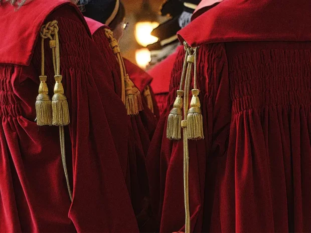 Intercettazioni, il “filtro” dei gip non esiste: richieste dei pm accolte nel 94% dei casi