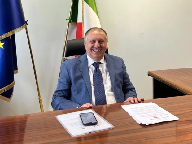 Manovra, lo scontro sui decreti