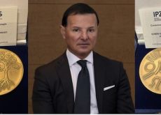 Ad Angelo Deiana il premio “Uomini Illuminati”