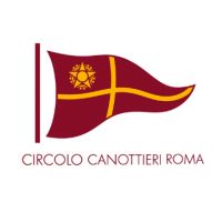 Il circolo esclusivo in riva al Tevere e il licenziamento dell’inserviente che «ha dato del tu».