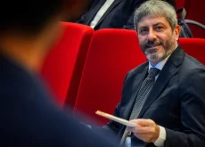 Tra Cencelli e liti, giunta campana in alto mare.