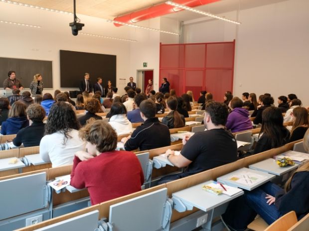 Medicina, la farsa del semestre filtro