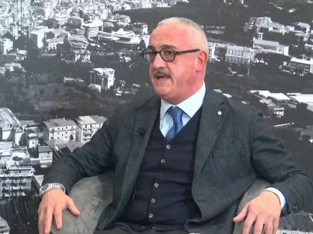 L’associazione forense penale: «Sì al referendum per un giudice terzo»