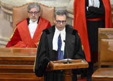 Nei tribunali non si fa campagna elettorale