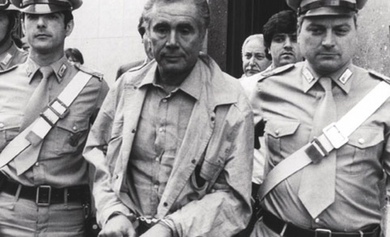 Enzo Tortora il 18 maggio 1988 muore: la sua storia è rimasta un simbolo degli errori giudiziari.