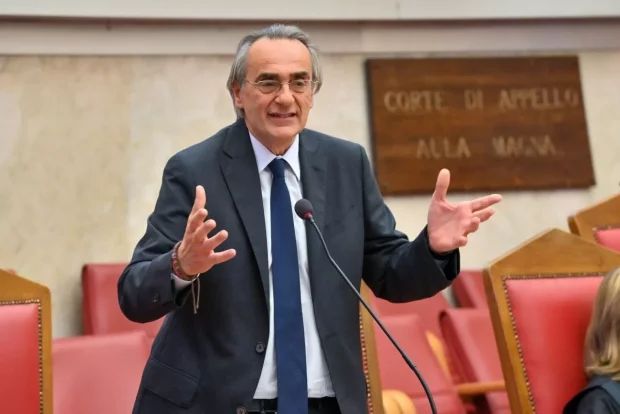 Sui migranti decide la politica, ai giudici spetta il controllo