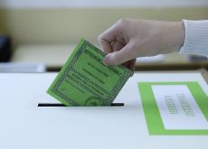 REFERENDUM, PRIMI EXIT