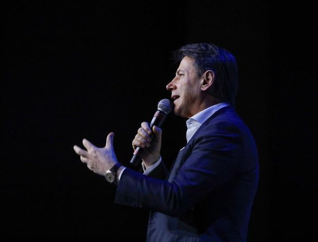 Il ritorno in grande stile di Conte. Obiettivo: palazzo Chigi
