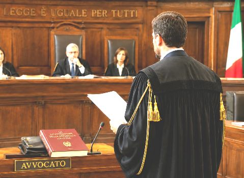 Avvocato in Costituzione, la Camera riparte.