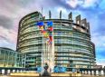 Eurocamera, sì al voto per delega per le deputate incinte o neo-madri