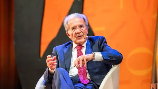 L'ennesimo crollo. La gente non vota e Prodi ha una proposta che tutti ignorano