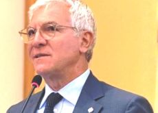NO AL VINCOLO DI ESCLUSIVITÀ