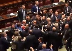 Alla Camera scontro tra opposizioni e Futuro nazionale